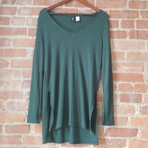Long sleeve green tunic
